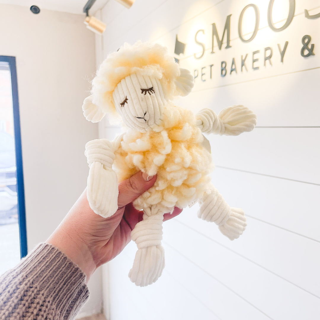 Small Louise Lamb Knottie | HuggleHounds